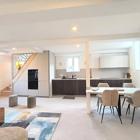 Elegant Renovated Port Ac Sleeps 4 *