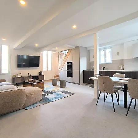 Apartman Elegant Renovated Port Ac Sleeps 4 Nizza