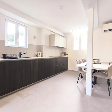 Elegant Renovated Port Ac Sleeps 4 * Nizza