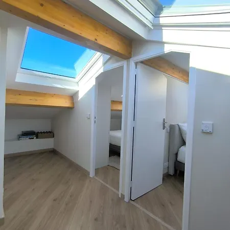 Apartman Elegant Renovated Port Ac Sleeps 4 Nizza