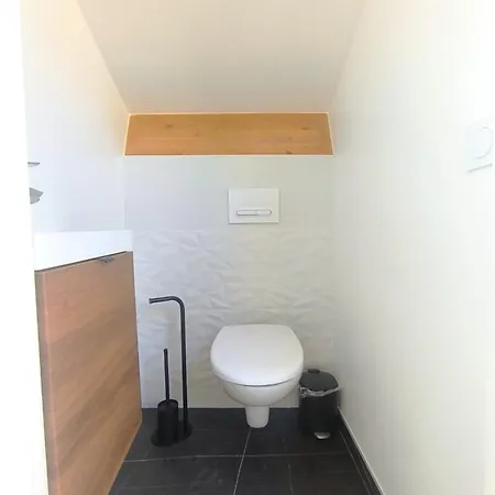 Elegant Renovated Port Ac Sleeps 4 * ניס