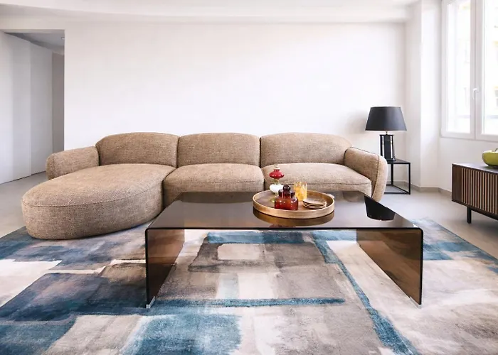 Elegant Renovated Port Ac Sleeps 4 דירה