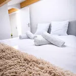 Elegant Renovated Port Ac Sleeps 4 * Nice